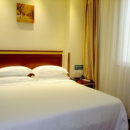Greentree Inn Henan Luoyang Wangcheng Square Business Hotel Dış mekan fotoğraf