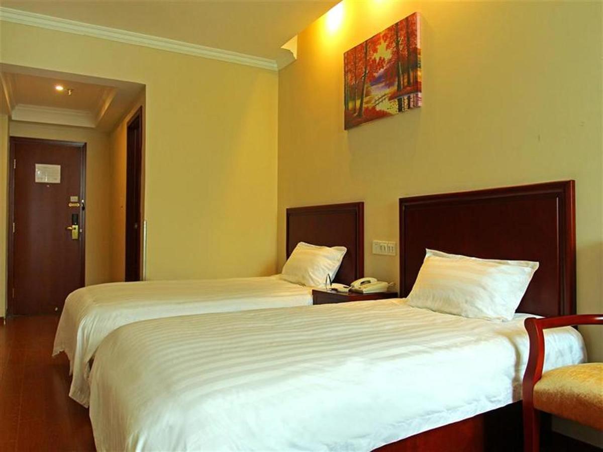 Greentree Inn Henan Luoyang Wangcheng Square Business Hotel Dış mekan fotoğraf